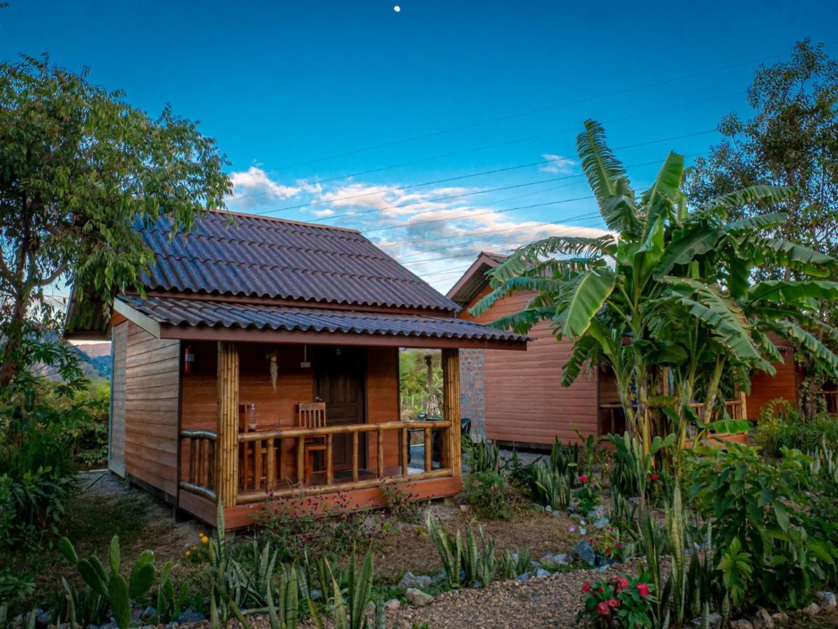 Nana Bungalows Ban Tan Exterior foto